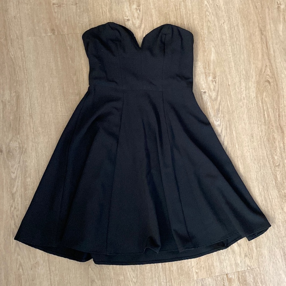 NEW never worn strapless sweetheart neckline black H&M skater dress. BUNDLE!